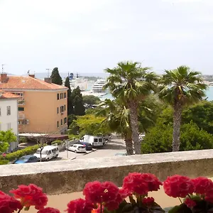 Butterfly With Sea View Apartment Split